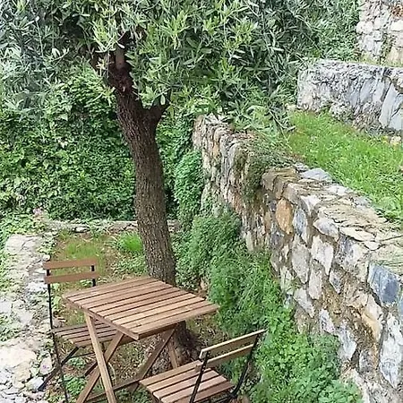 Marola House Apartmán *